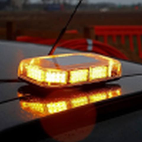 Lightbar With Magnetic Base