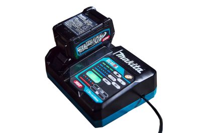 XGT® Batteries & Chargers