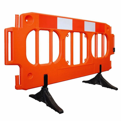 Stacca Barrier with Standard Feet - Orange - 2 Metres