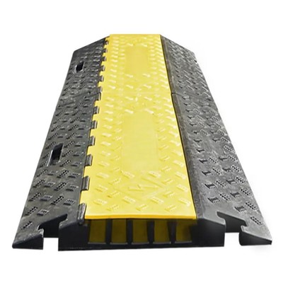 5-Channel Cable & Hose Protection Ramp – 890 x 590 x 75mm (35 x 35mm Channels)