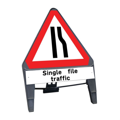 Q-Sign Triangle Complete - Road Narrows O/Side & Single File Traffic Supp - 750mm